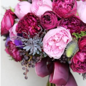 Ideas To Save Money On Your Wedding - Flowers in Season - Weddings Till Dawn