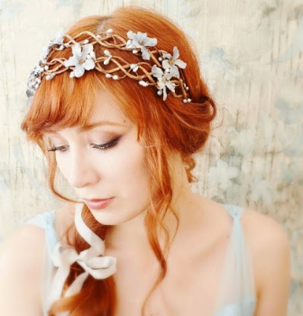 Hair-Nails-Makeup-Artists-services-img